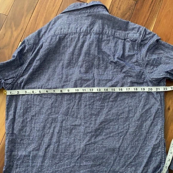 Michael Kors Men's Button Down Classic Fit Shirt Size Medium - Picture 8 of 13